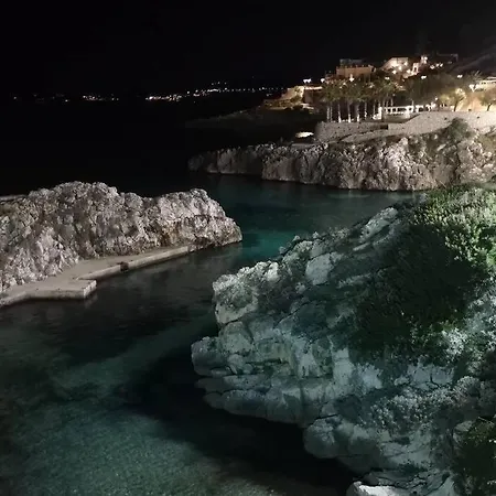 Lägenhet Appartamento La Luna E Il Faro *